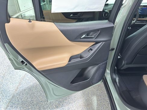 New 2026 Chevrolet Equinox ACTIV w/ LPO, Floor Liner Package image 12