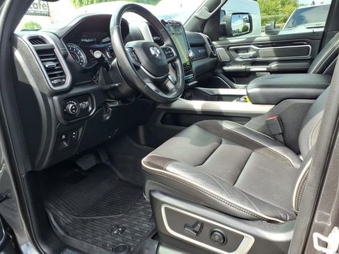 Used 2020 RAM 1500 Laramie AWD/4WD image 13