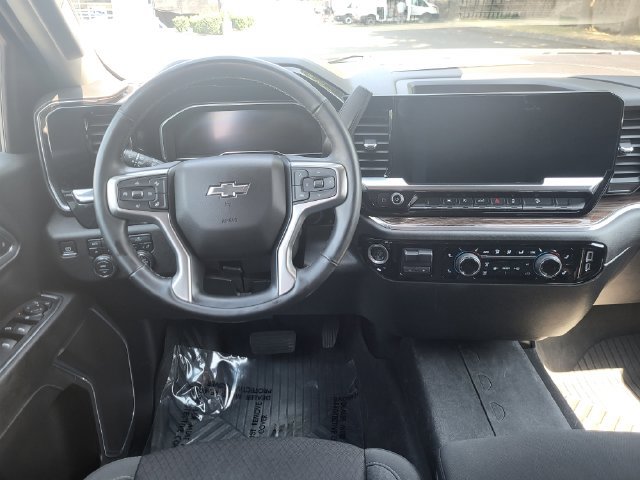 Used 2024 Chevrolet Silverado 1500 RST w/ Z71 Off-Road Package AWD/4WD image 14