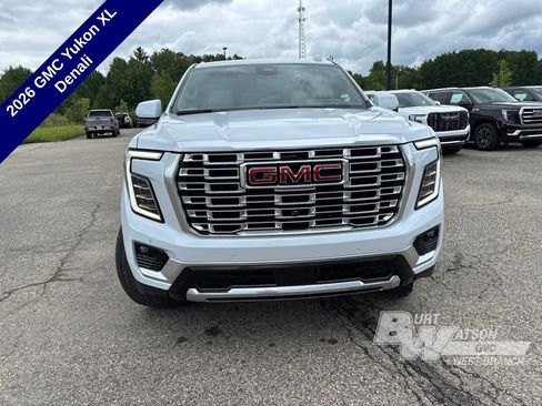 New 2026 GMC Yukon XL Denali w/ Advanced Technology Package AWD/4WD image 8