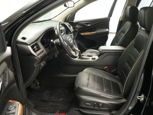 Used 2019 GMC Acadia Denali image 27