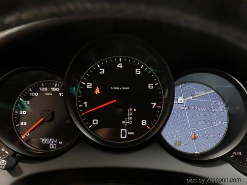 Used 2018 Porsche Cayenne image 17