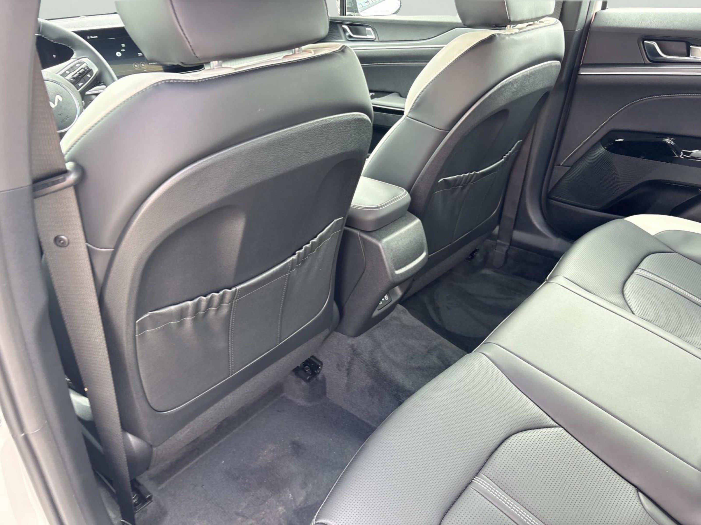 New 2027 Kia K5 GT-Line FWD image 12