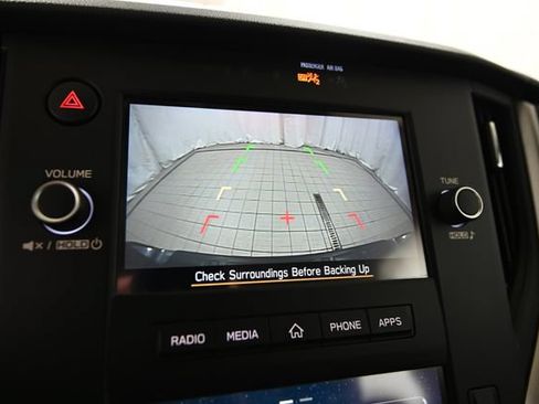 Certified 2025 Subaru Outback AWD/4WD image 6