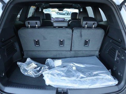 New 2026 Buick Enclave Sport Touring image 9