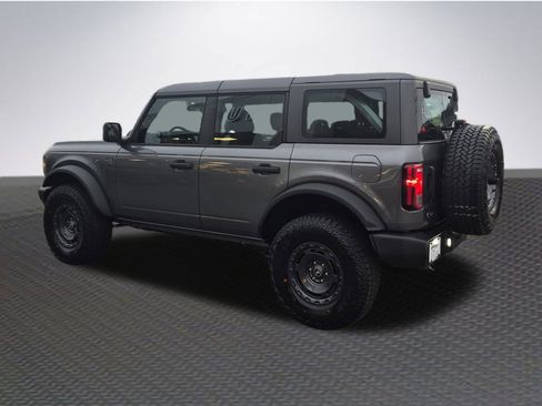 New 2025 Ford Bronco 4-Door w/ Sasquatch Package image 5