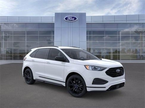 New 2024 Ford Edge SE w/ Black Appearance Package image 29