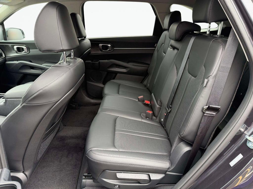 Certified 2026 Kia Sorento S AWD/4WD image 19