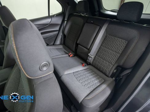 Used 2022 Chevrolet Equinox LT FWD image 30