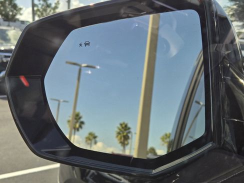 New 2026 Chevrolet Tahoe LS image 12