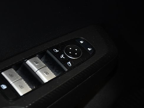 Used 2023 Mitsubishi Outlander SE AWD/4WD image 33