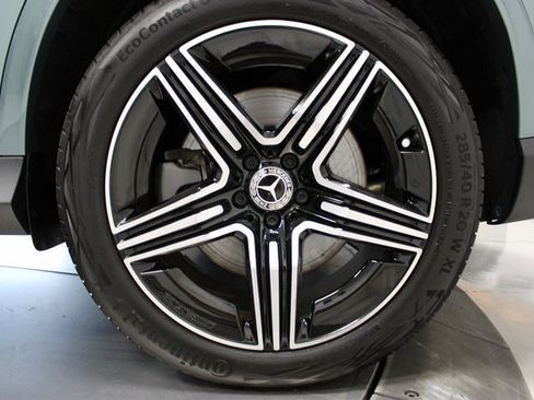 Used 2025 Mercedes-Benz GLC 350e GLC 350e 4MATICﾮ w/ AMG Line image 33