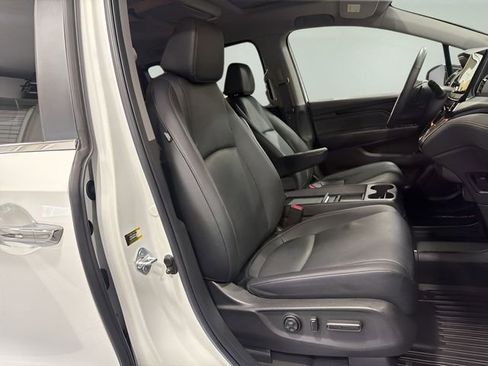 Used 2023 Honda Odyssey Touring image 7