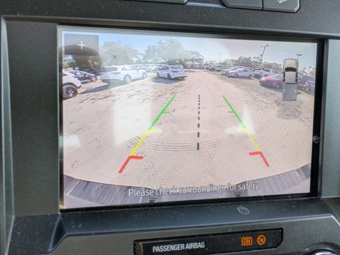 Used 2022 Ford F350 XLT w/ XLT Value Package image 30