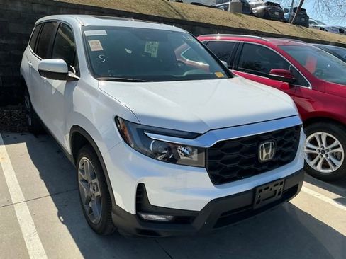 Used 2023 Honda Passport EX-L image 3