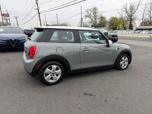 Used 2014 MINI Cooper 2-Door Hardtop image 7