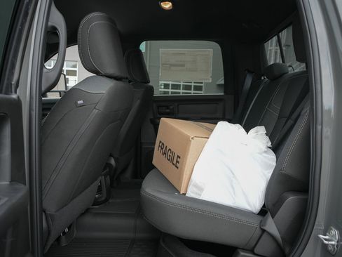 New 2026 RAM 2500 Warlock AWD/4WD image 18
