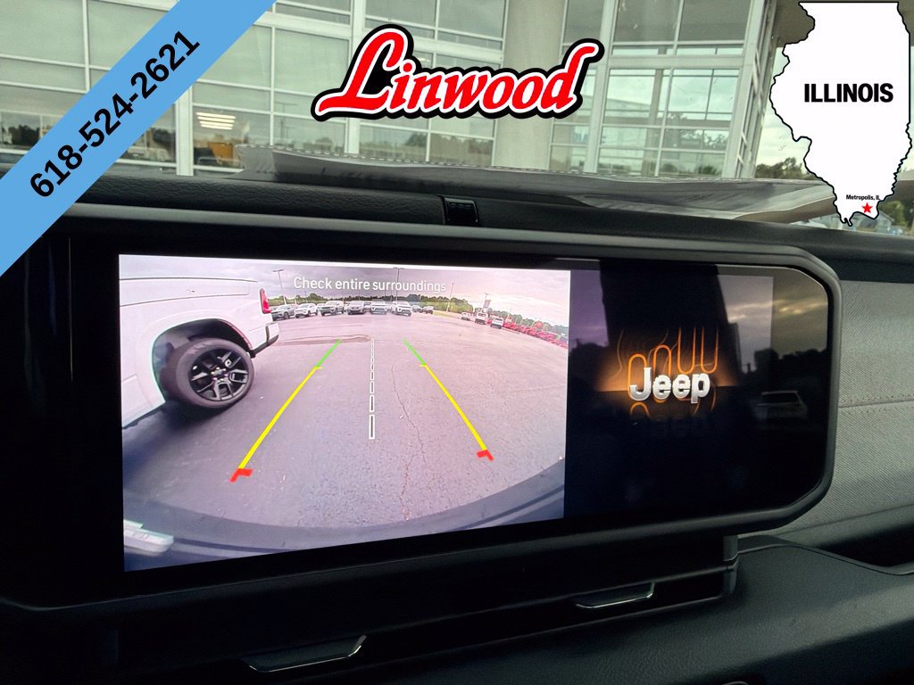 Used 2025 Jeep Wrangler Sport AWD/4WD image 26