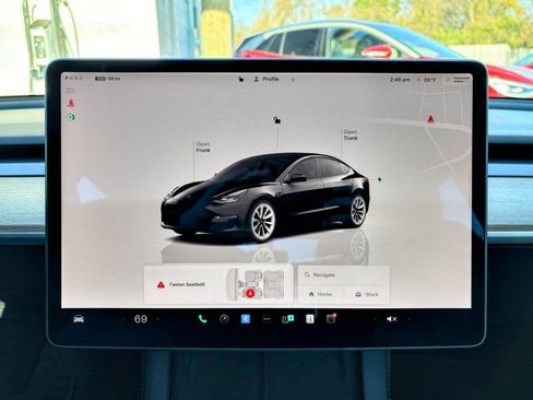 Used 2022 Tesla Model 3 image 9