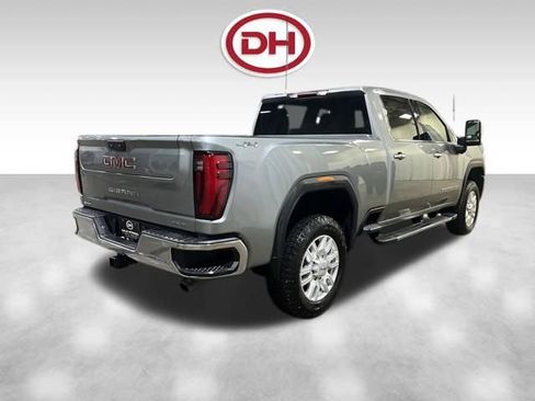 Used 2024 GMC Sierra 2500 SLT w/ SLT Convenience Package image 12