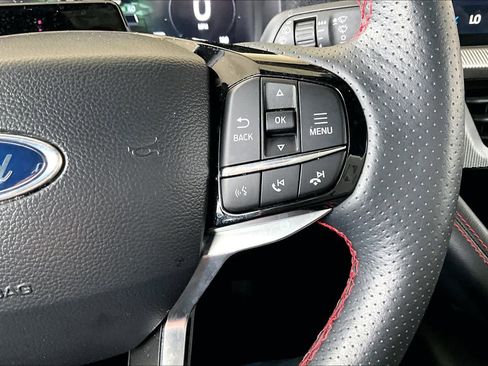 Used 2025 Ford Explorer ST-Line w/ ST-Line Street Pack image 23
