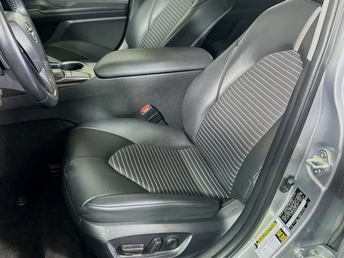 Certified 2023 Toyota Camry SE FWD image 20