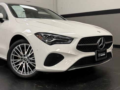 Used 2025 Mercedes-Benz CLA 250 image 3