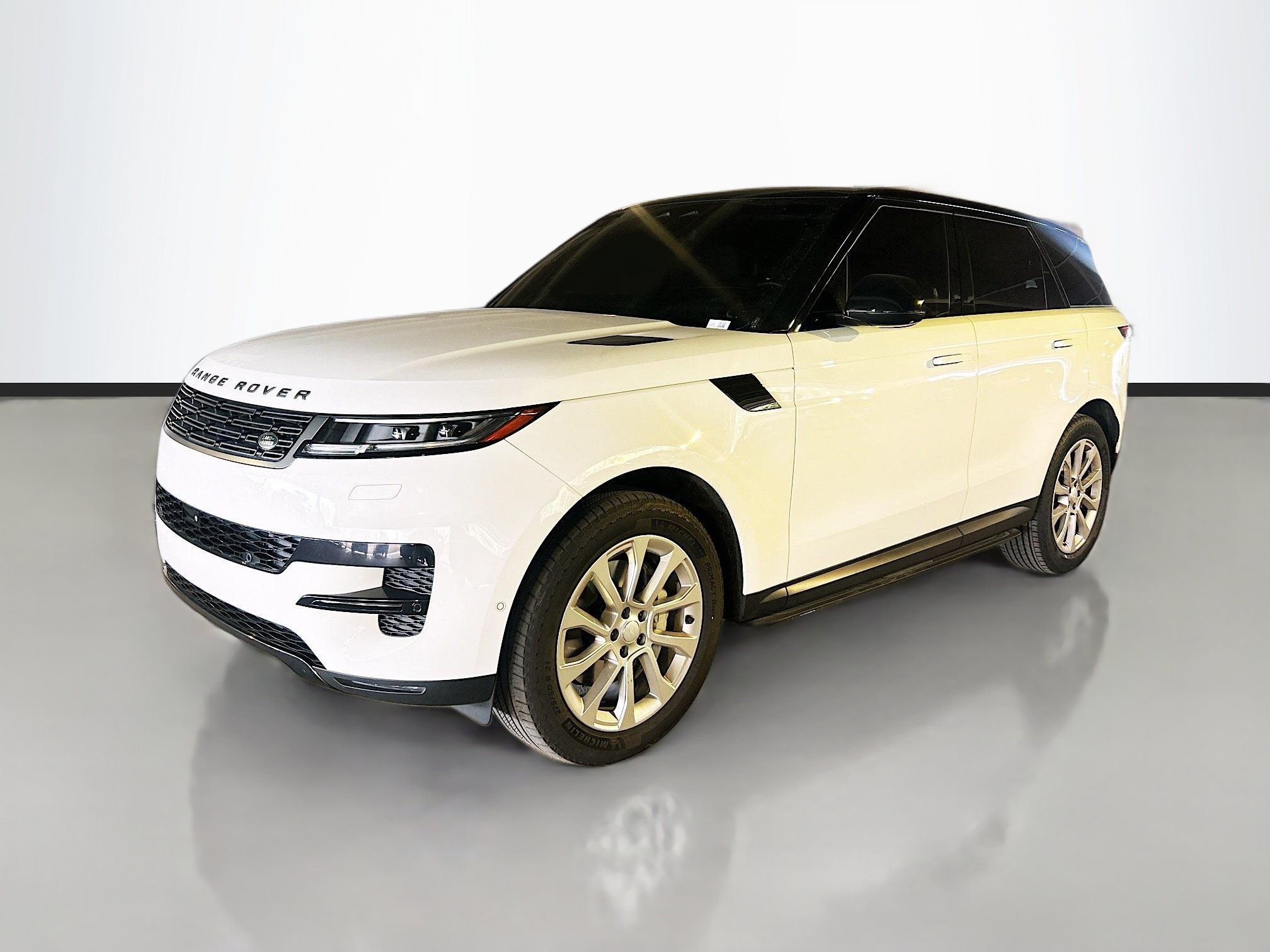 Used 2024 Land Rover Range Rover Sport SE AWD/4WD image 1