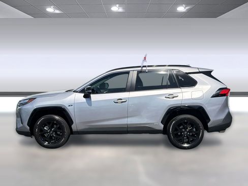 Used 2023 Toyota RAV4 XLE w/ Convenience Package AWD/4WD image 2