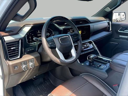 Used 2026 GMC Sierra 1500 Denali AWD/4WD image 18
