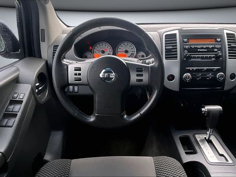 Used 2011 Nissan Xterra PRO-4X image 8