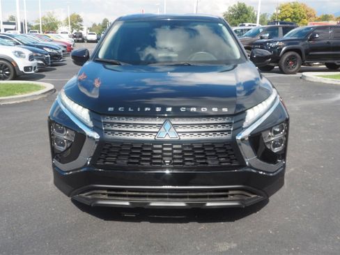 Used 2023 Mitsubishi Eclipse Cross SE image 2