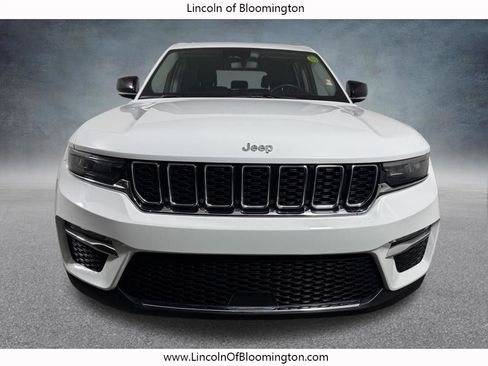 Used 2023 Jeep Grand Cherokee Limited AWD/4WD image 9