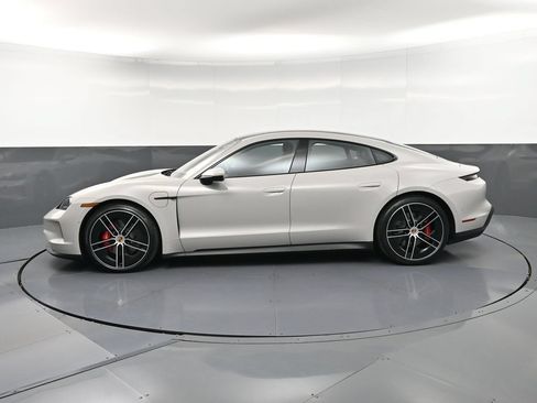 New 2026 Porsche Taycan 4S AWD/4WD image 2