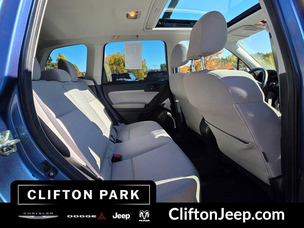 Used 2018 Subaru Forester 2.5i Premium w/ All-Weather Package AWD/4WD image 18