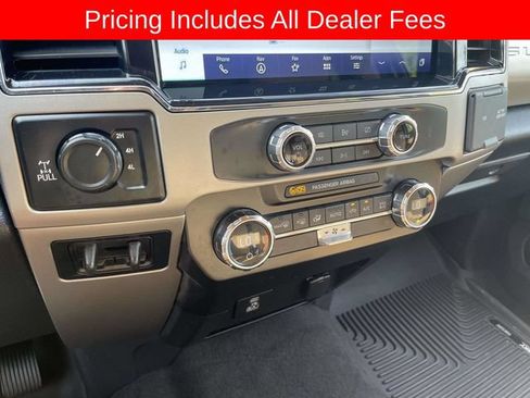 Used 2022 Ford F250 Lariat w/ FX4 Off-Road Package AWD/4WD image 35