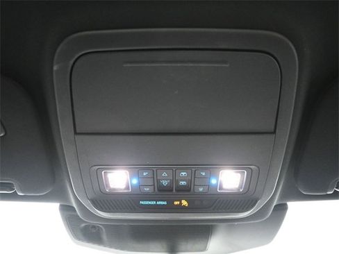 Used 2020 Ford Explorer Limited image 26