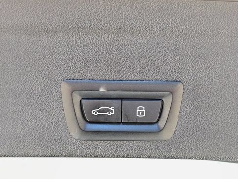 Used 2024 BMW X6 xDrive40i w/ Premium Package AWD/4WD image 16