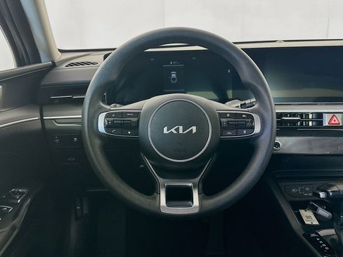 Used 2025 Kia K5 LXS image 18