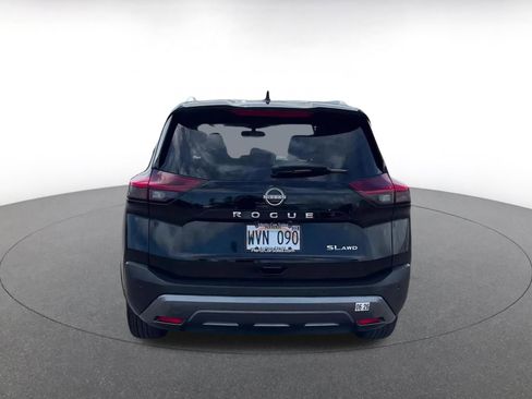 Used 2023 Nissan Rogue SL w/ SL Premium Package image 12