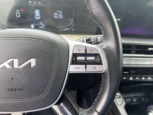 Used 2025 Kia Telluride S FWD image 20