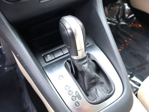 Used 2014 Volkswagen Jetta TDI FWD image 25