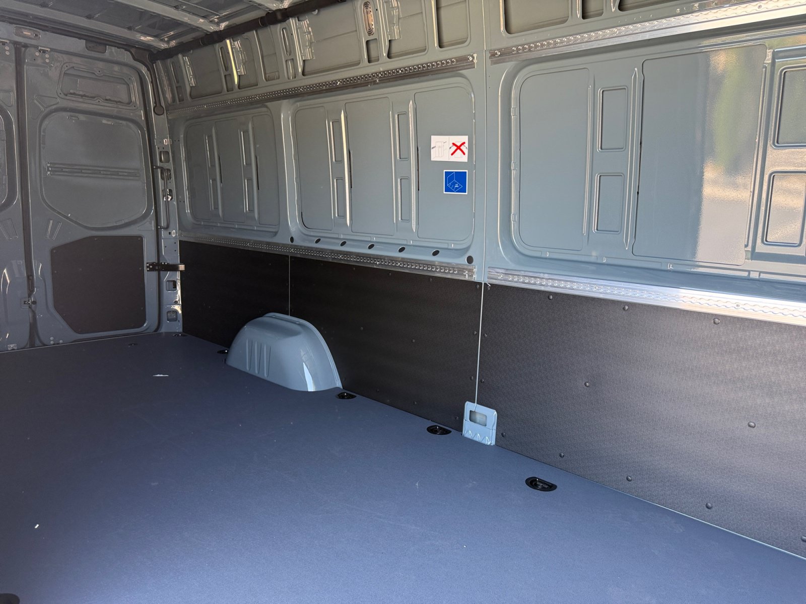 New 2026 Mercedes-Benz Sprinter 2500 image 25
