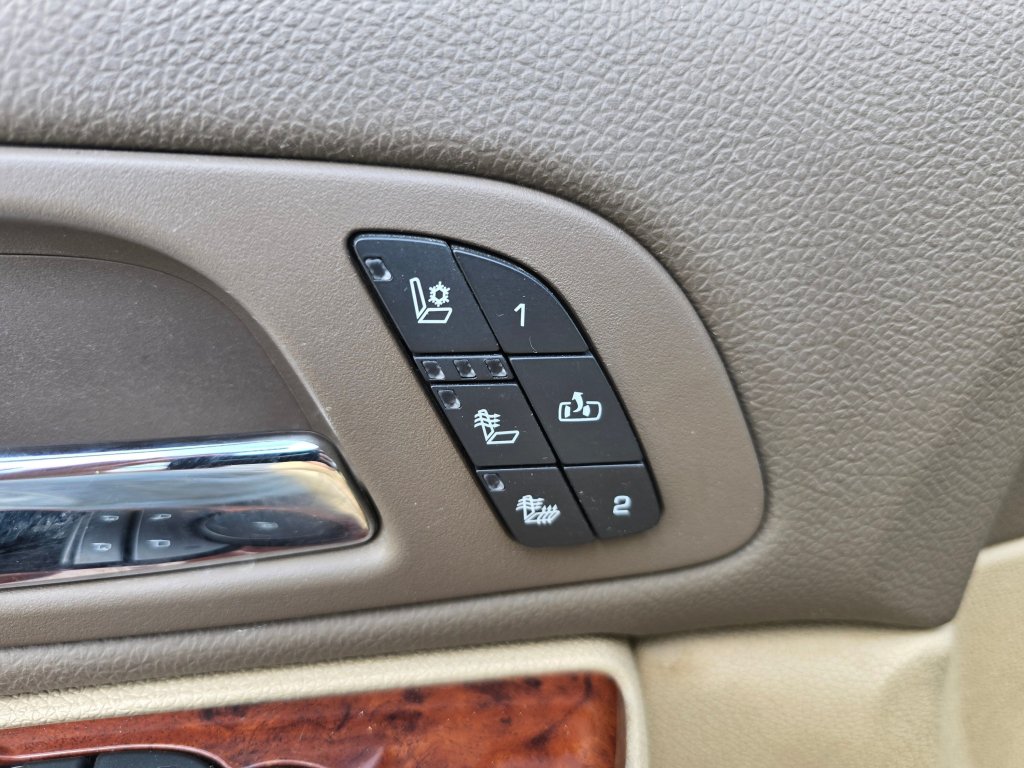 Used 2014 GMC Yukon XL SLT RWD image 51
