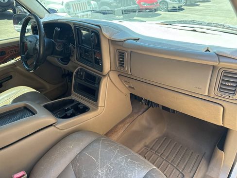 Used 2004 GMC Sierra 1500 SLT w/ Light Duty Power Package RWD image 20