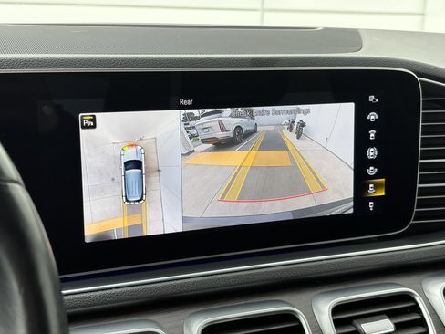 Used 2021 Mercedes-Benz GLE 350 4MATIC image 23