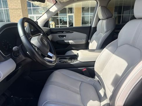 Used 2023 Honda Pilot EX-L image 8