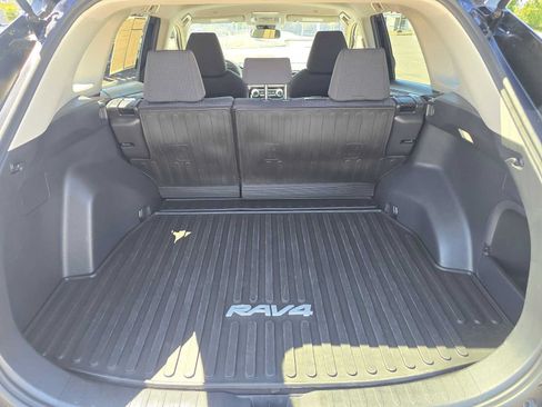 Certified 2024 Toyota RAV4 LE AWD/4WD image 14