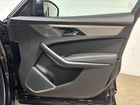 New 2026 Jaguar F-PACE R-Dynamic S image 33