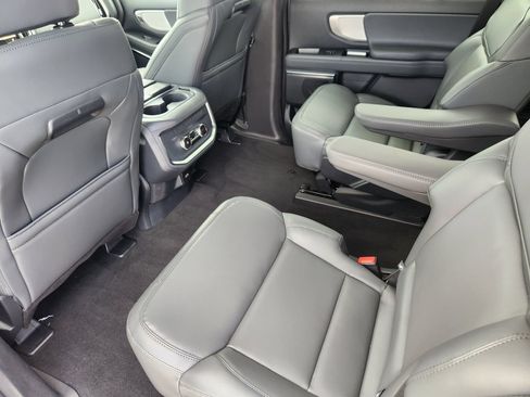 New 2026 Ford Expedition Active AWD/4WD image 22